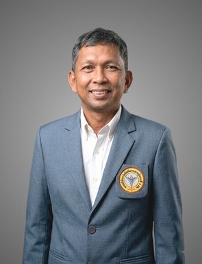 นายอธิคม ดำดี